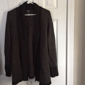 Comfy Black / Grey patterned sweater